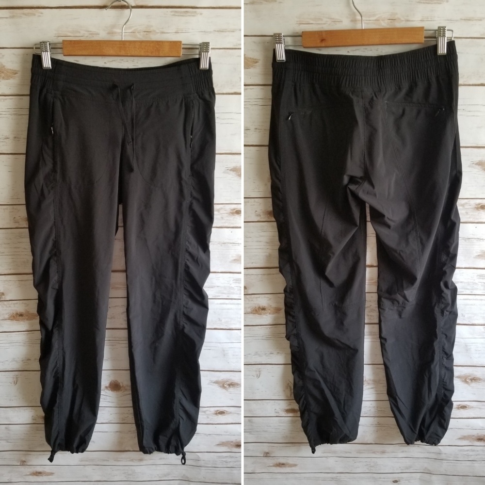 Athleta Jogging pants